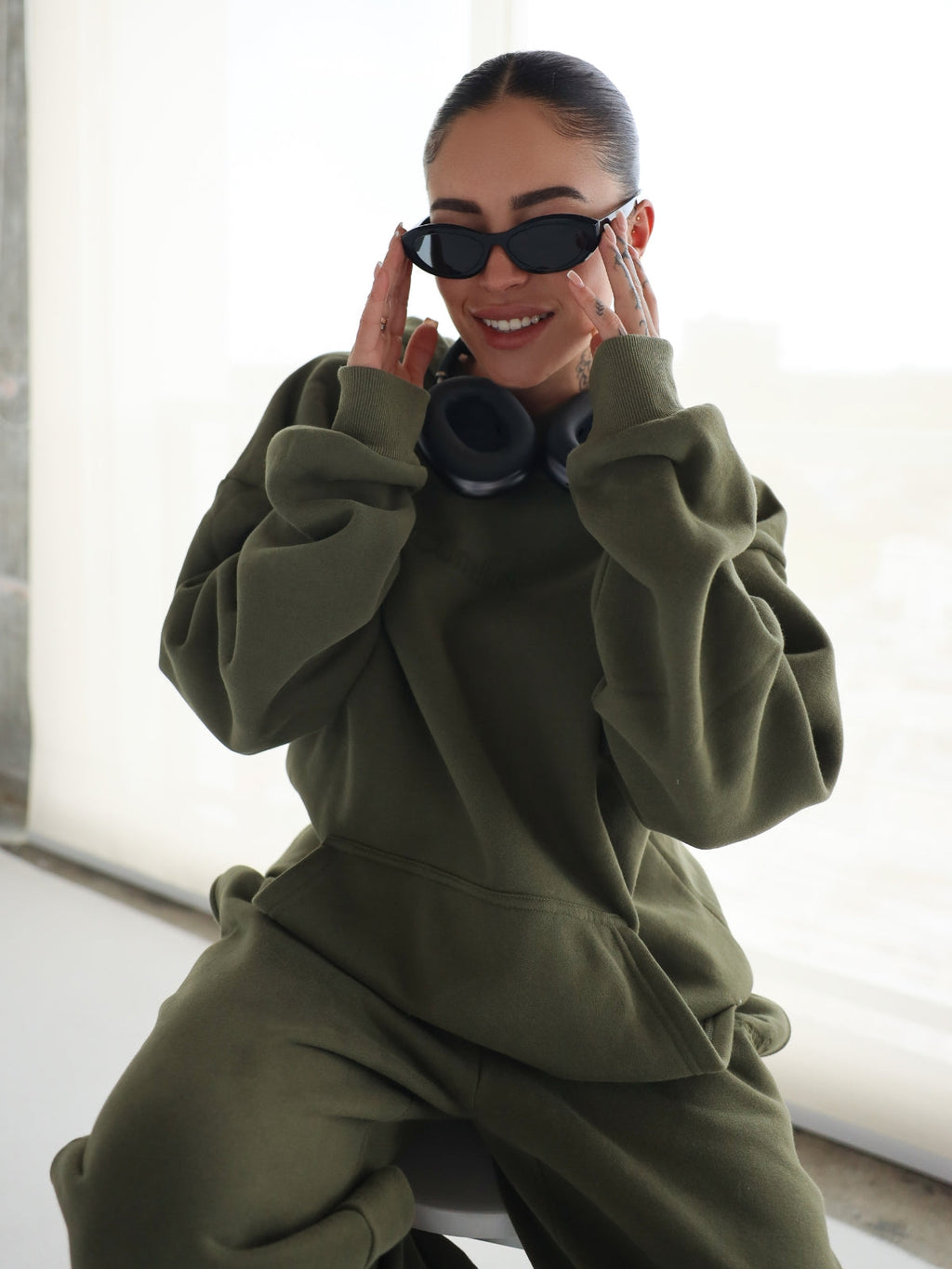 Olive / F / Valen