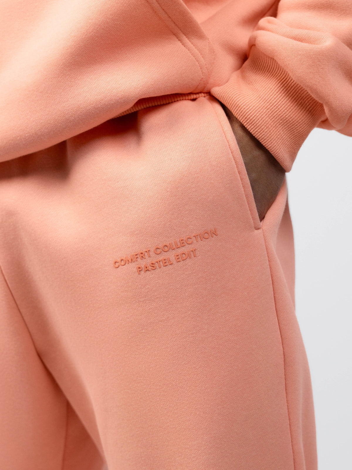 Creamsicle / M