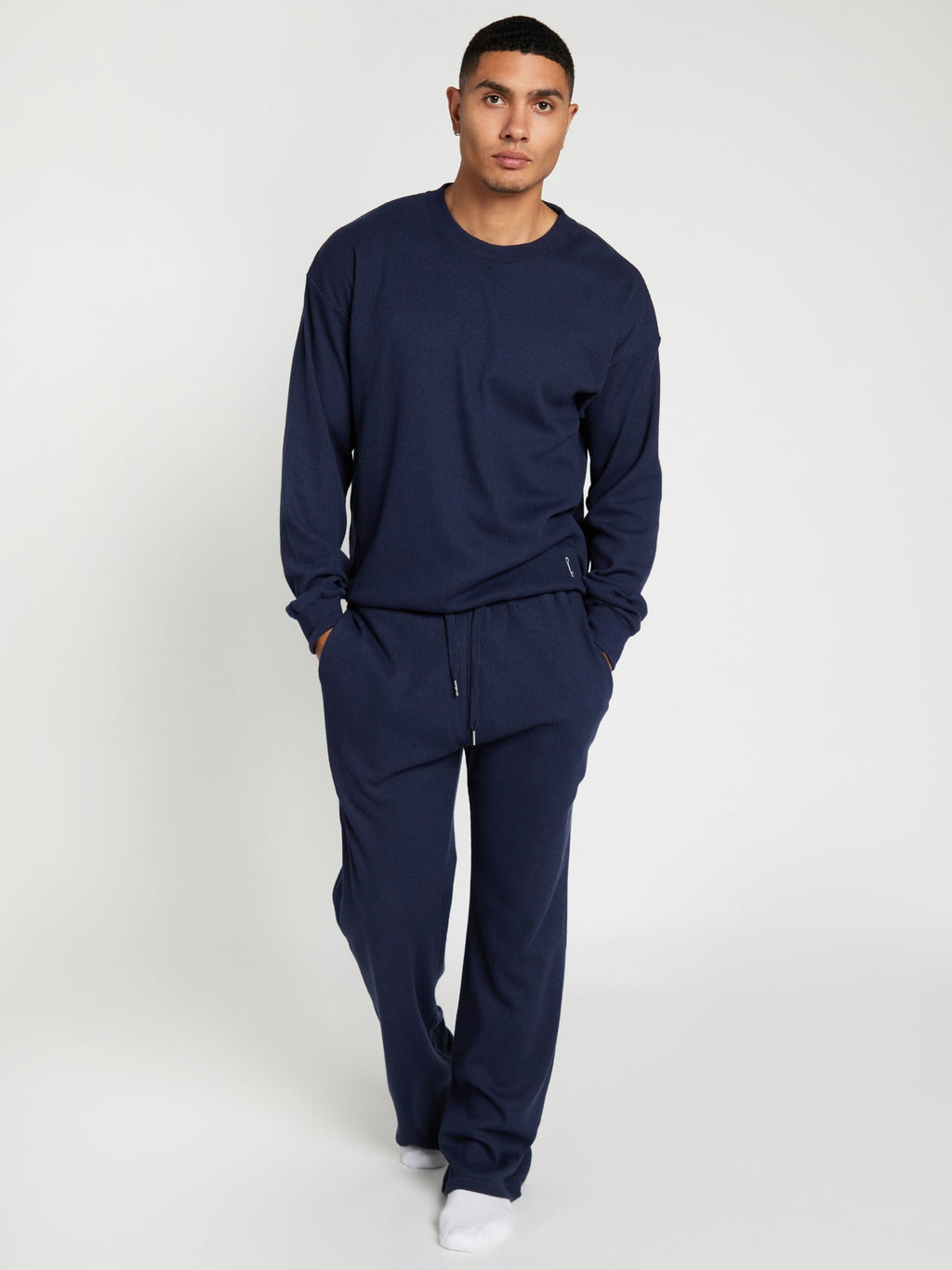 Navy / M